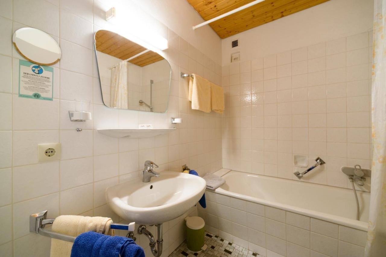 Hotel Schwarzwaldschaefer Enzklösterle Habitación foto